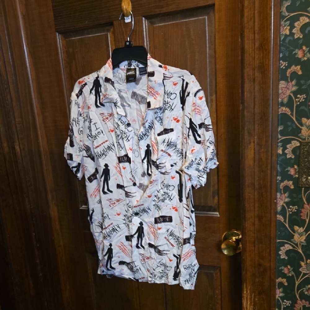 Nightmare On ELM St Graphic Short Sleeve Shirt NWT